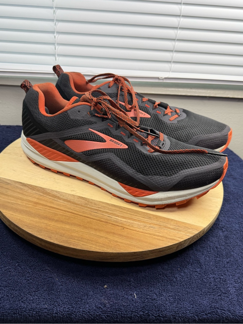 Brooks Casecade 14 (Men’s 15)
